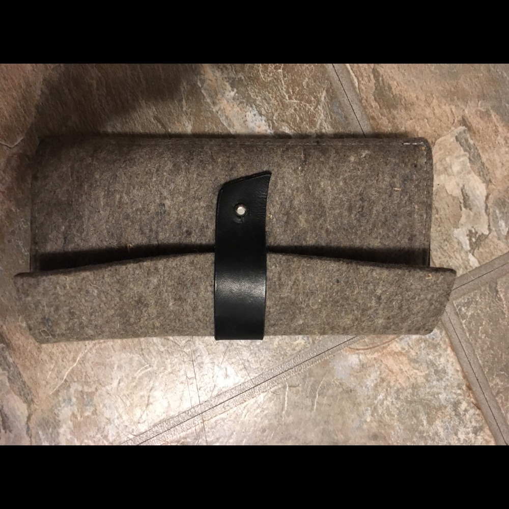 Felt wallet